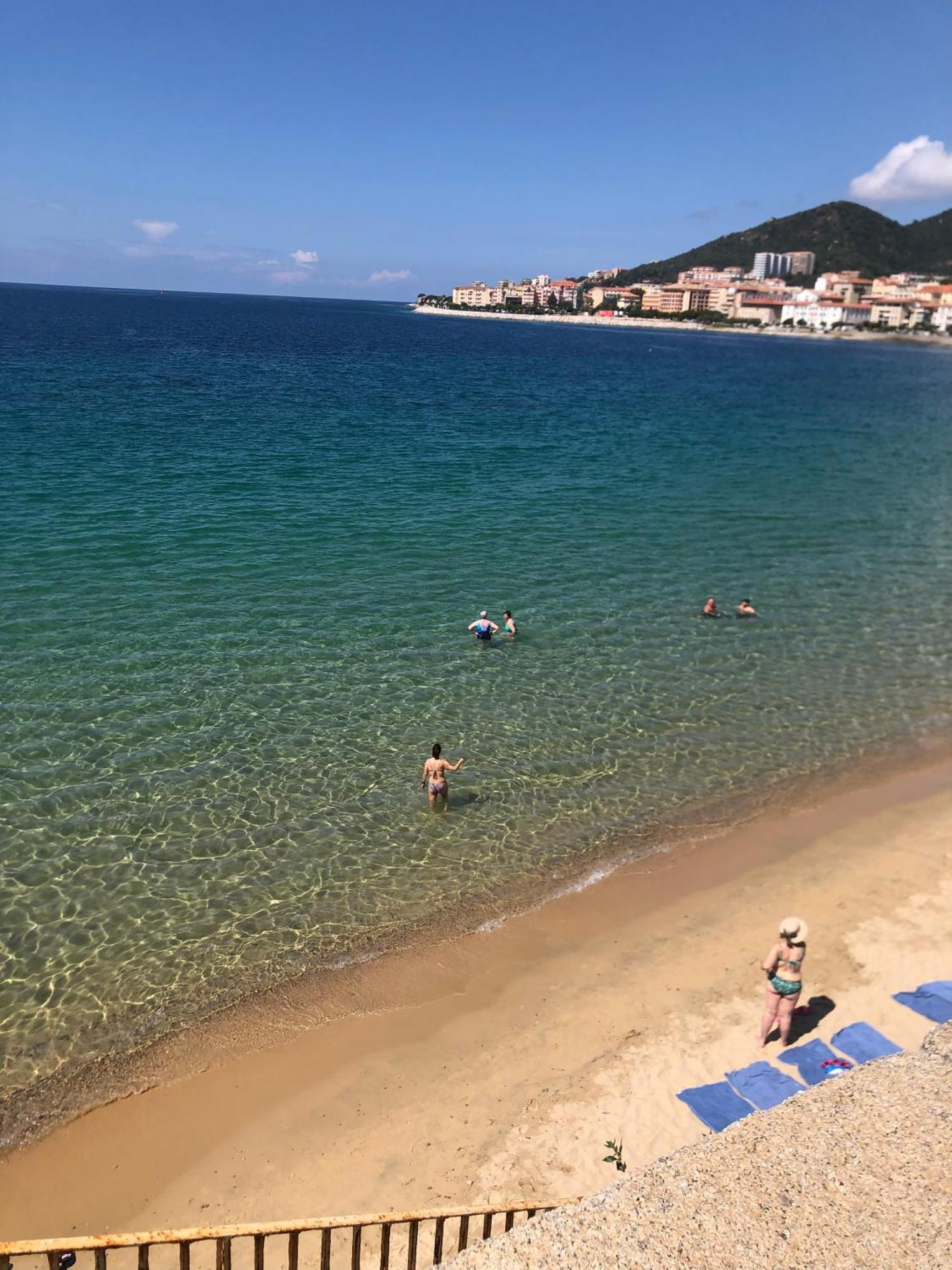 Apartment Spacieux Et Confortable T3 Au Centre D Ajaccio